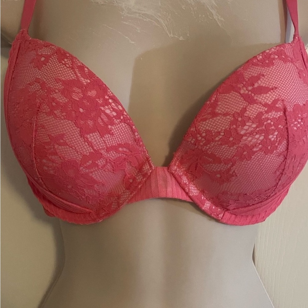 Victoria’s Secret Push Up Bra 36C